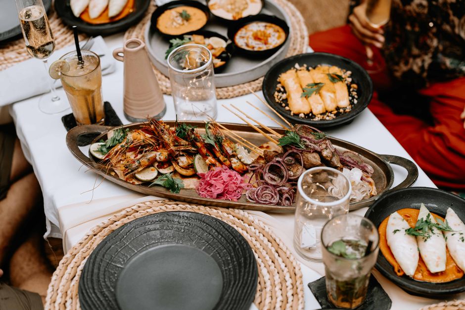 A beautifully arranged seafood platter served at a restaurant in Tanzania, capturing the e