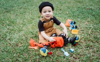 Backyard water play ideas for family summer weekends