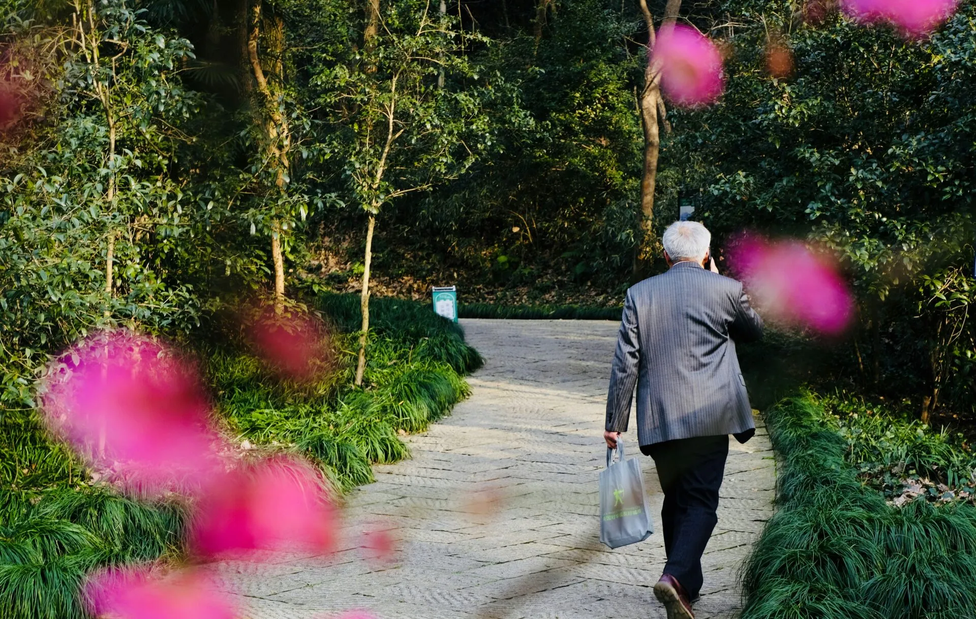 What to Expect When Moving to a Belmont Downsizing Community