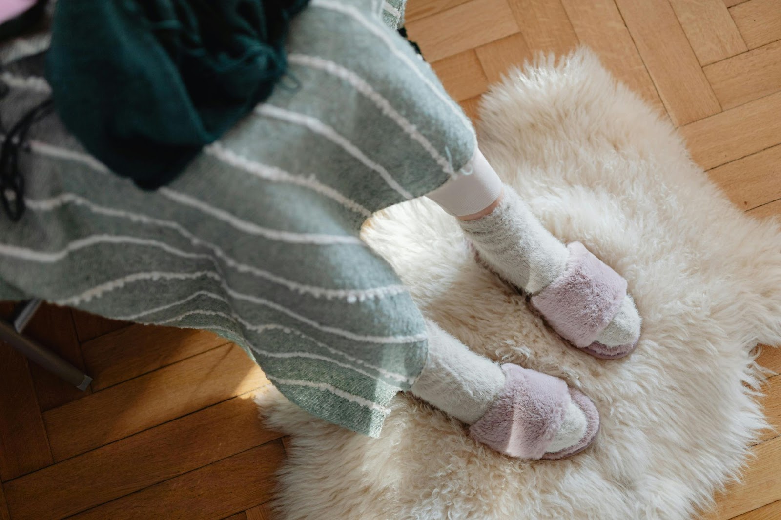 Embracing Cozy Comfort: Essential Winter Must-Haves for Plus-Size Mums