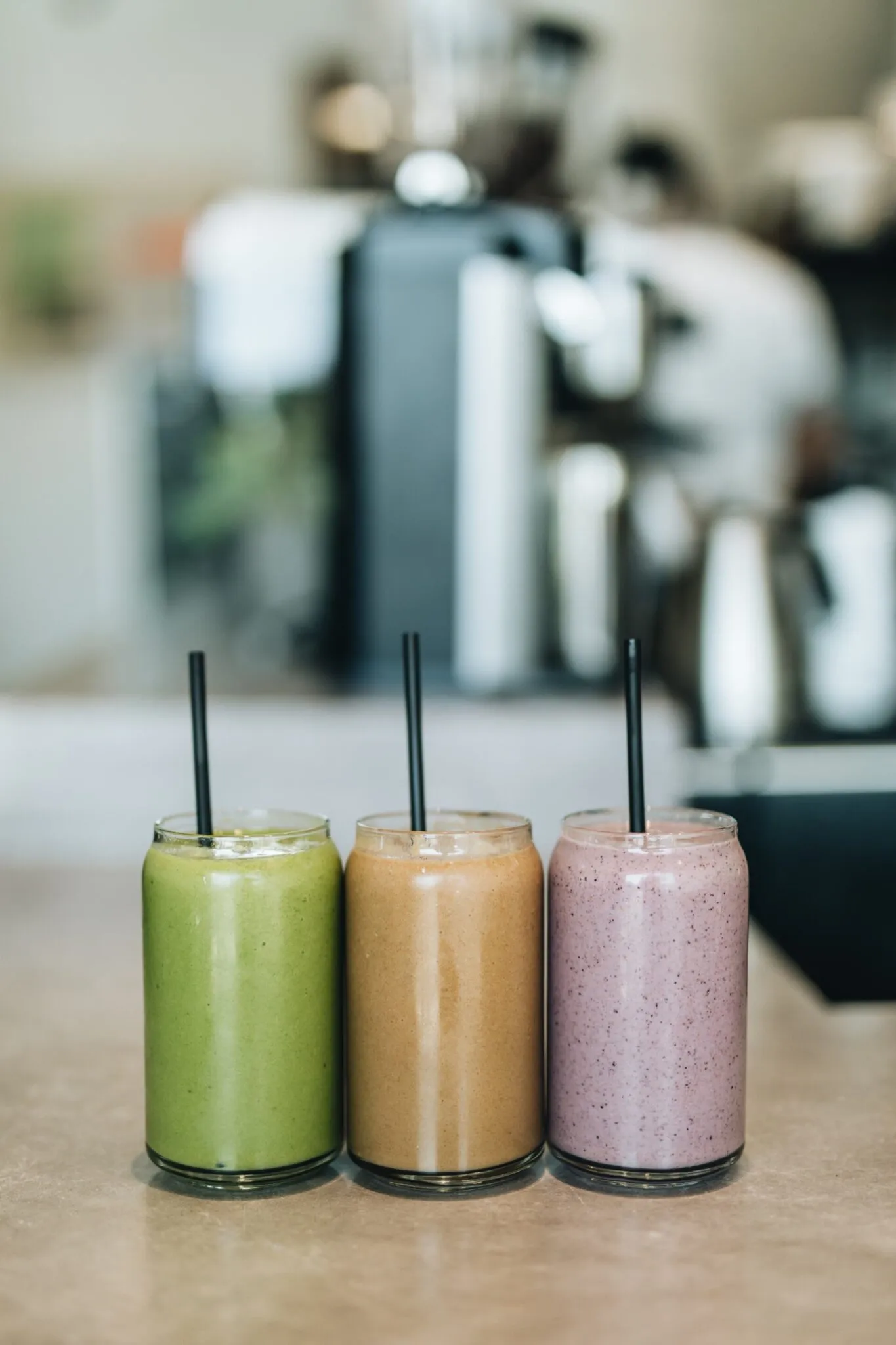 5 Supplements & Foods That Will Take Your Morning Smoothie to the Next Level