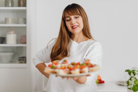 No-cook summer dinners with fresh produce and protein