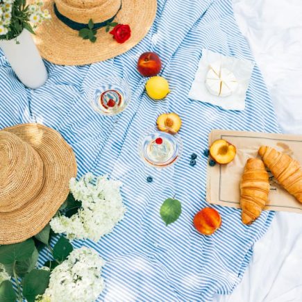 Sustainable Summer Picnic: Zero-Waste Essentials That Hold Up