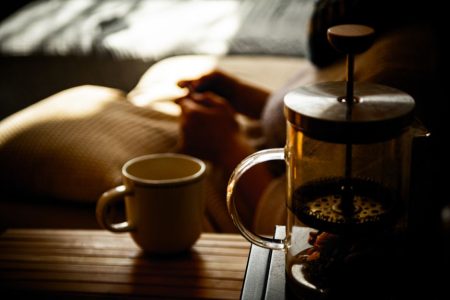 Simple morning habits that make winter weekdays feel lighter