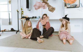 What To Wear Japan March: What to Wear in Japan in March: No-Nonsense Packing for Cherry Blossom Weather