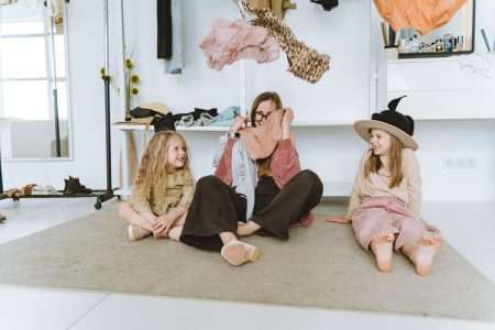 What To Wear Japan March: What to Wear in Japan in March: No-Nonsense Packing for Cherry Blossom Weather